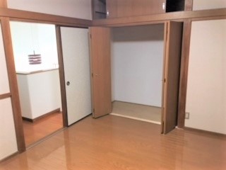 安行コンリフォ貸家　洋室2F